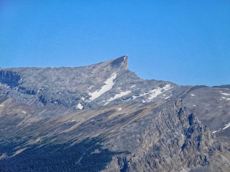 Markanter Gipfel am Cataract Pass